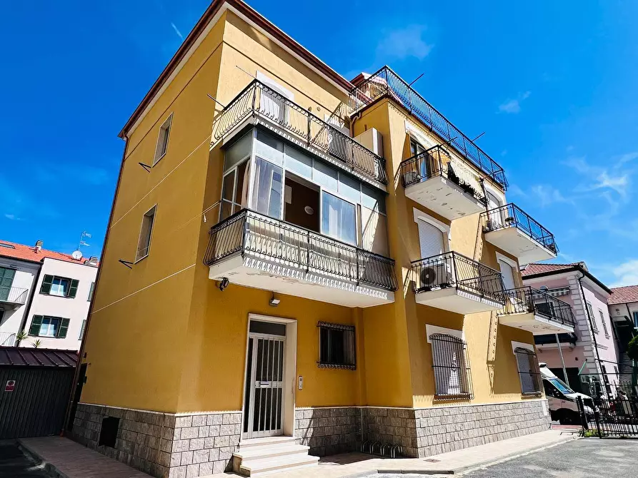 Immagine 18 di Appartamento in vendita  in via sardegna a San Bartolomeo Al Mare