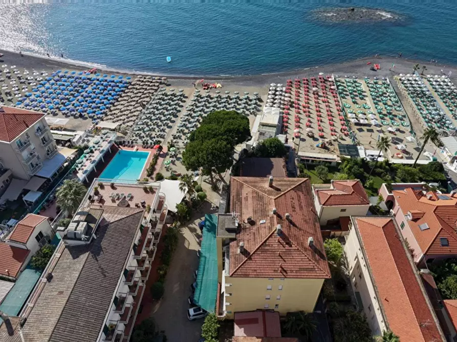 Immagine 2 di Appartamento in vendita  in Via dei Gerani a Diano Arentino