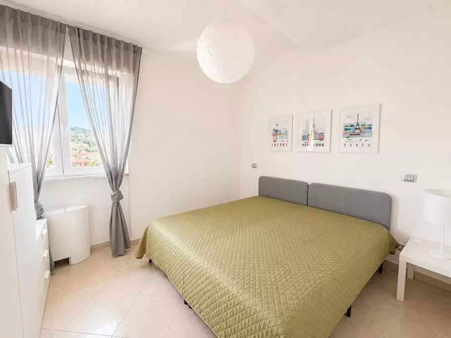 Immagine 27 di Appartamento in vendita  in Via dei Gerani a Diano Arentino