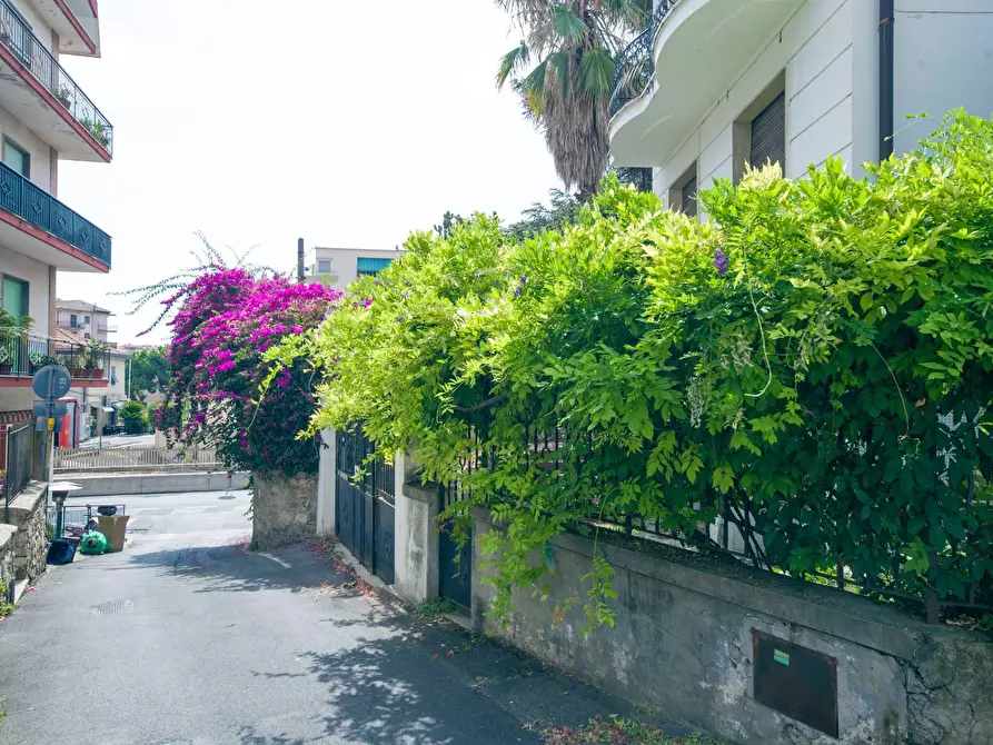 Immagine 5 di Appartamento in vendita  in Via Privata Risso 23 a Imperia