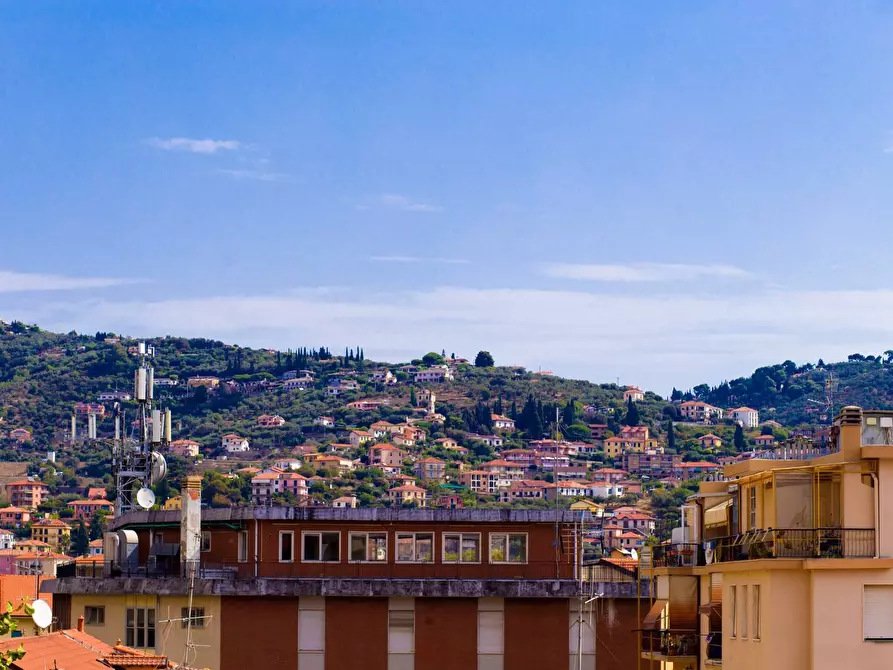Immagine 13 di Appartamento in vendita  in Via Privata Risso 23 a Imperia