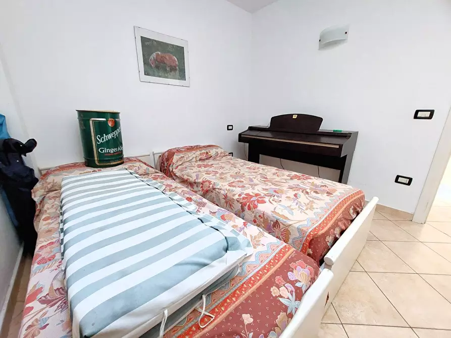 Immagine 22 di Appartamento in vendita  in via Diano San Pietro a Diano Arentino