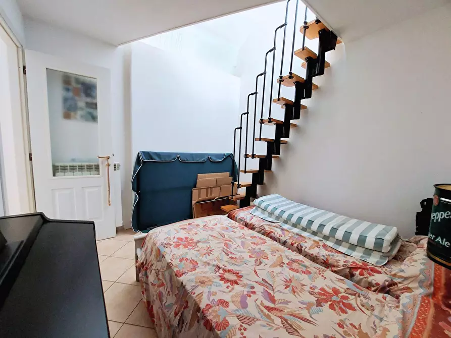 Immagine 23 di Appartamento in vendita  in via Diano San Pietro a Diano Arentino