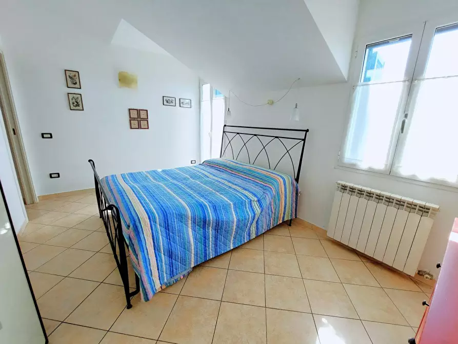 Immagine 14 di Appartamento in vendita  in via Diano San Pietro a Diano Arentino