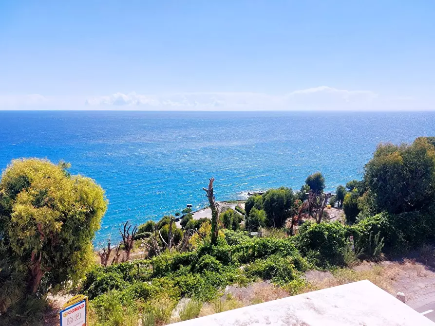 Immagine 4 di Appartamento in vendita  in via aurelia 14 18 a Badalucco