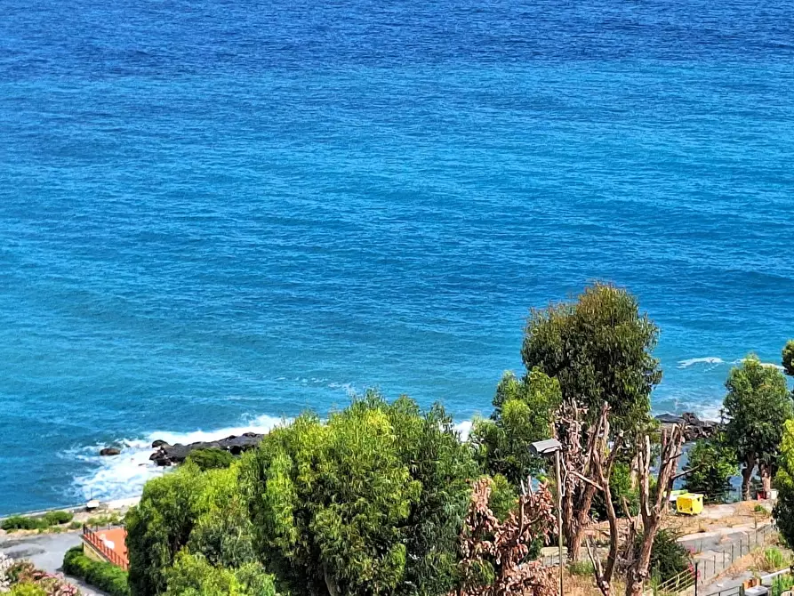 Immagine 24 di Appartamento in vendita  in via aurelia 14 18 a Badalucco