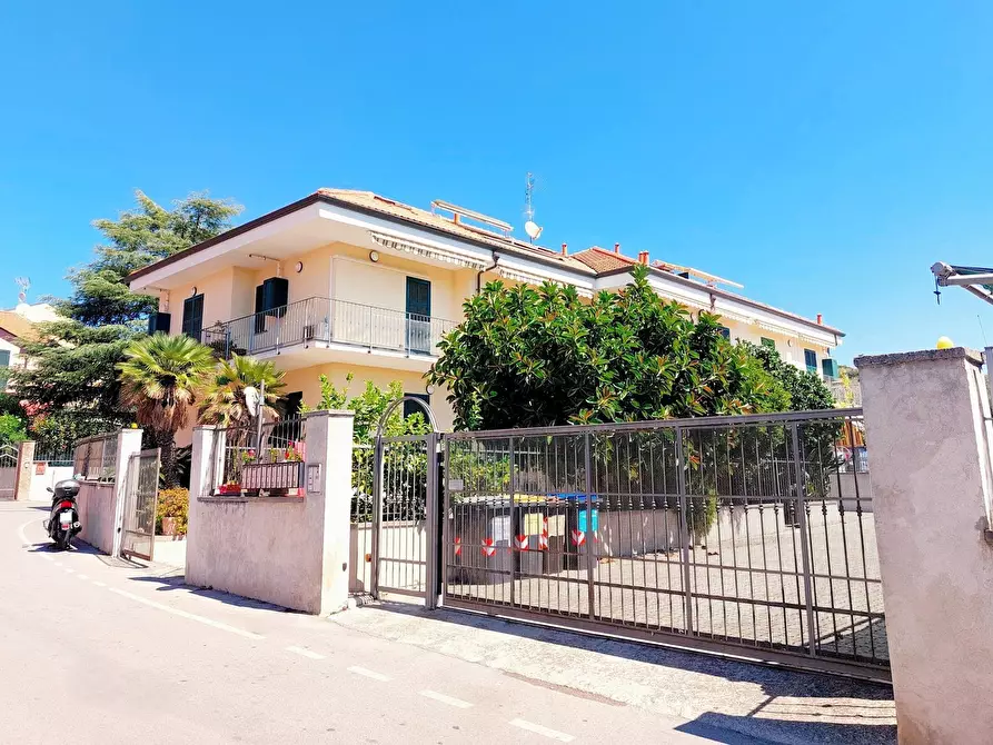 Immagine 1 di Appartamento in vendita  in Via Cà Rossa 36 a Diano Arentino