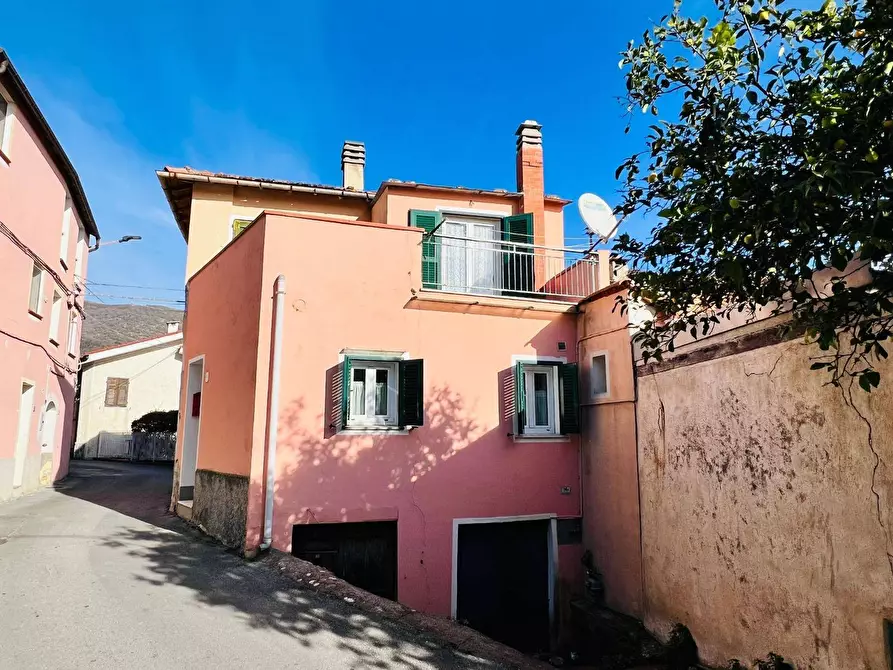 Immagine 16 di Appartamento in vendita  in Via Poggio 14 a Diano Arentino