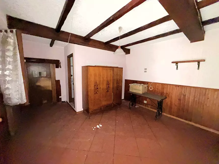 Immagine 10 di Casa indipendente in vendita  in Via XX Settembre a Diano San Pietro