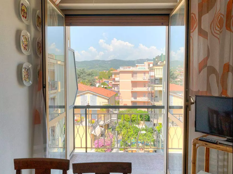 Immagine 6 di Appartamento in vendita  in Viale Kennedy 50 a Diano Marina