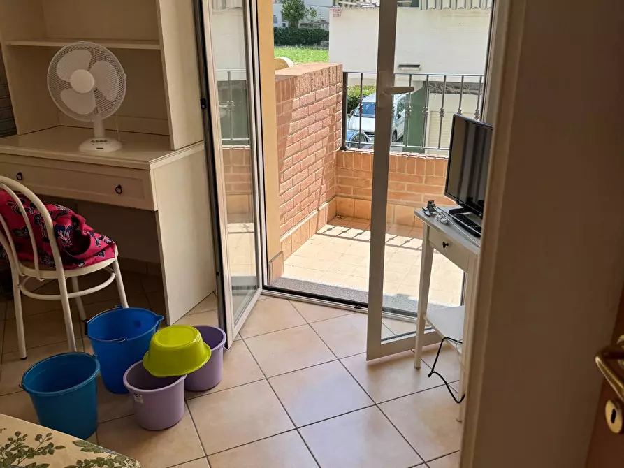 Immagine 21 di Locale commerciale in vendita  a Alba Adriatica