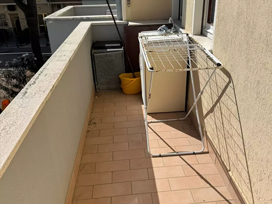 Immagine 21 di Locale commerciale in vendita  in via gorizia a Alba Adriatica