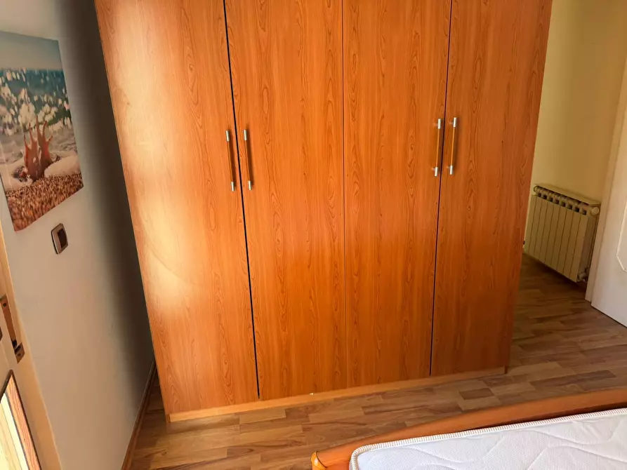 Immagine 10 di Locale commerciale in vendita  in via gorizia a Alba Adriatica