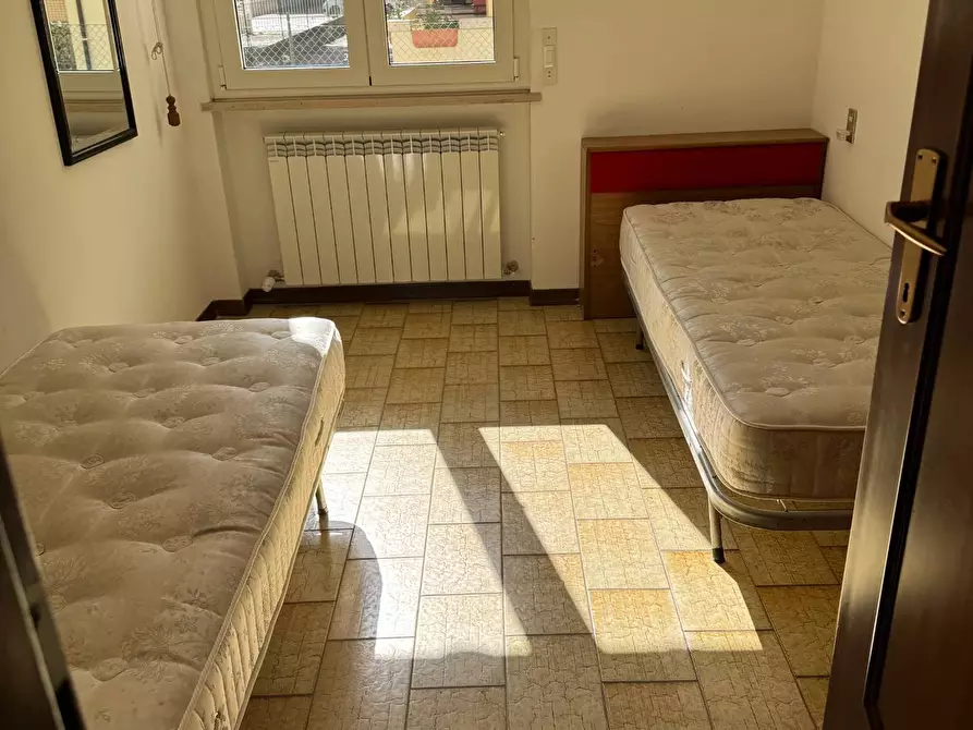 Immagine 16 di Locale commerciale in vendita  in via padova a Alba Adriatica