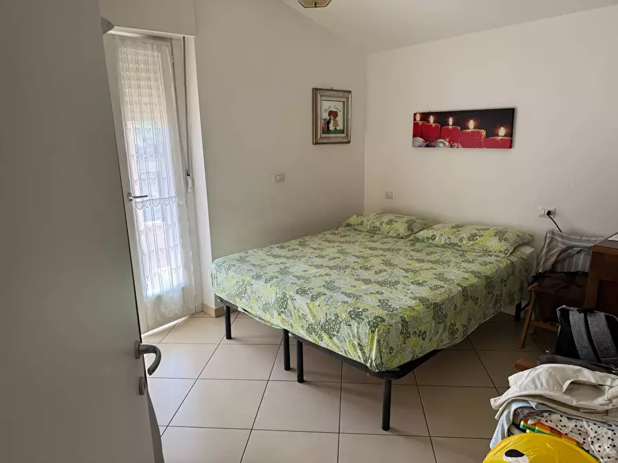 Immagine 32 di Locale commerciale in vendita  in via Scopellitti a Tortoreto