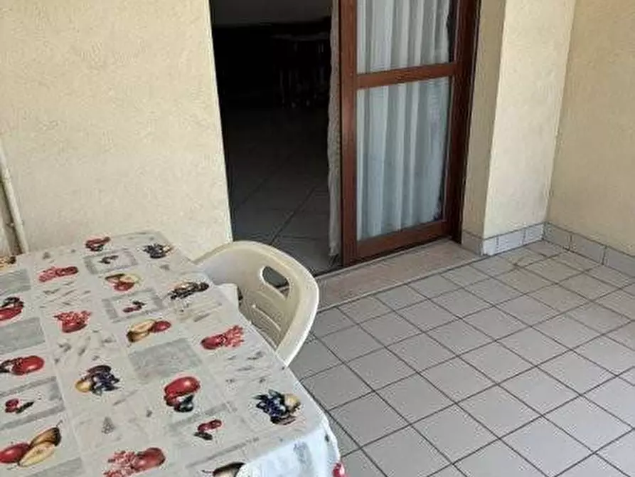 Immagine 13 di Locale commerciale in vendita  in VIA BRODOLINI a Martinsicuro