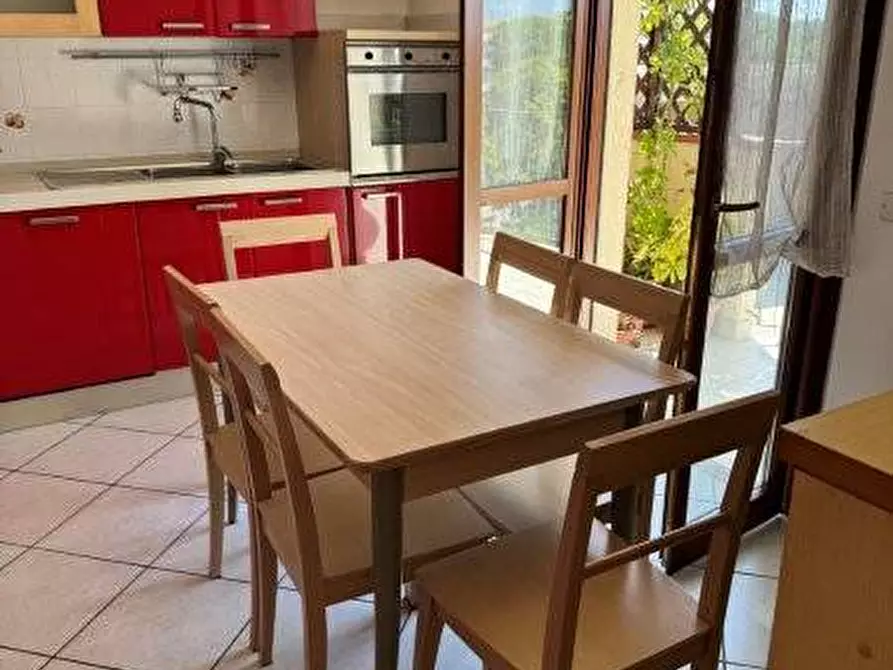 Immagine 15 di Locale commerciale in vendita  in VIA BRODOLINI a Martinsicuro