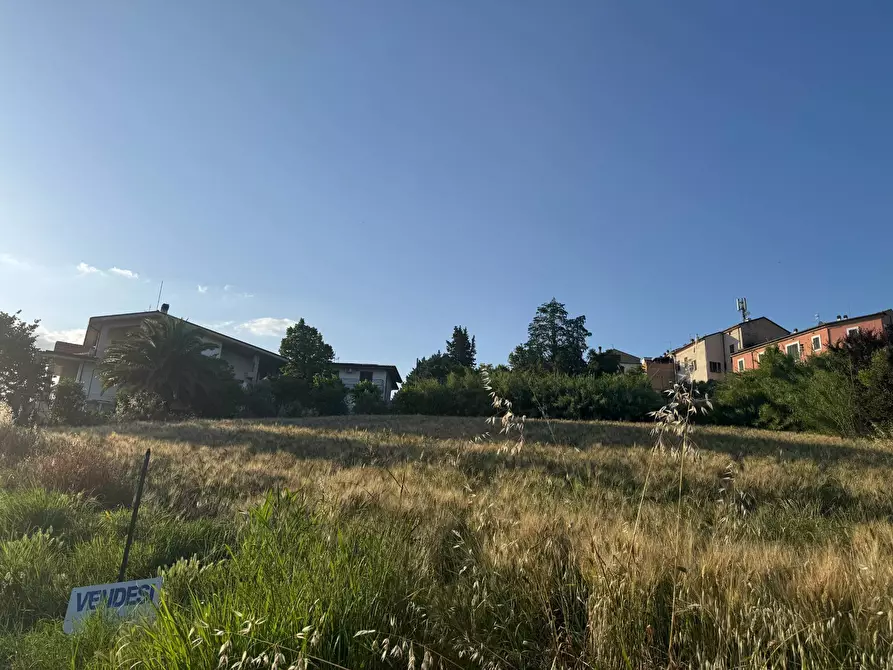 Immagine 5 di Locale commerciale in vendita  in via Piane Tronto snc a Ancarano