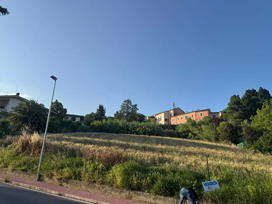 Immagine 8 di Locale commerciale in vendita  in via Piane Tronto snc a Ancarano