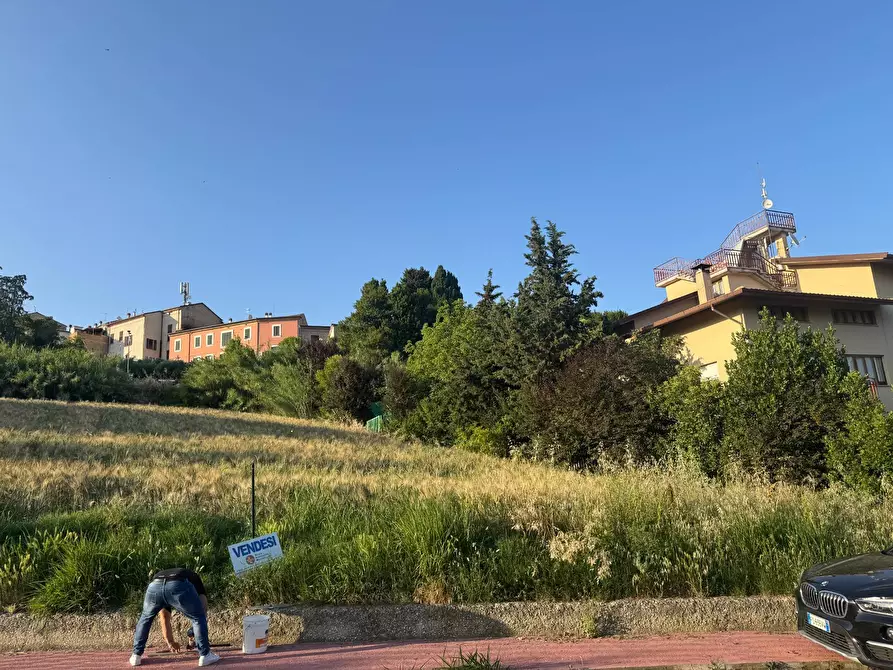 Immagine 10 di Locale commerciale in vendita  in via Piane Tronto snc a Ancarano