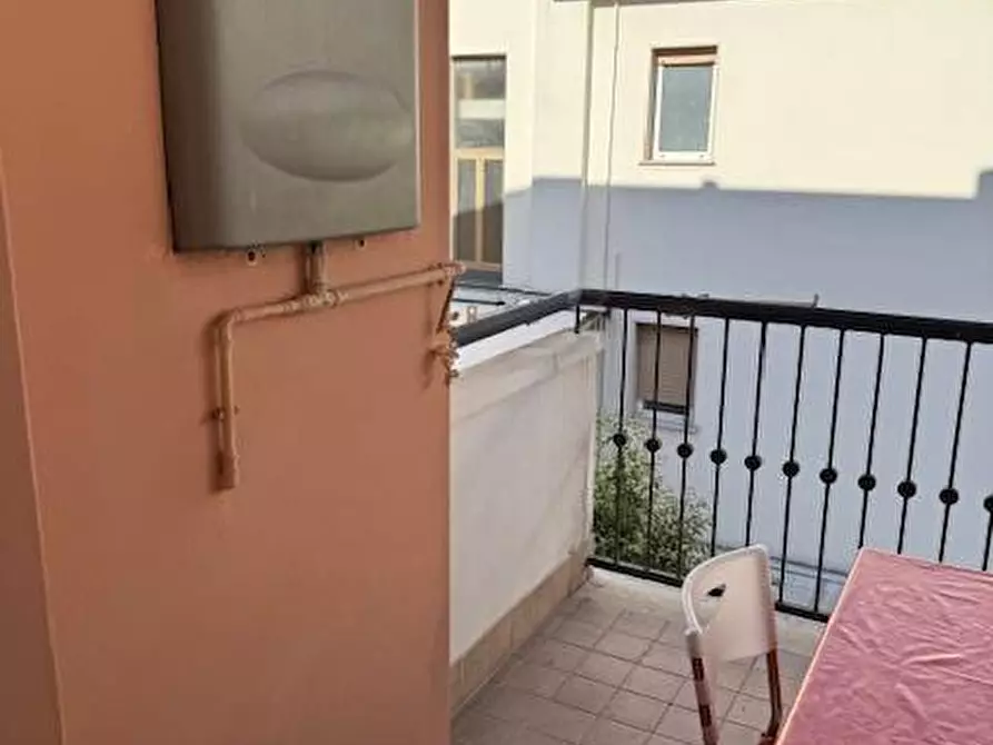 Immagine 12 di Locale commerciale in vendita  in VIA LEONARDO DA VINCI 34 a Tortoreto