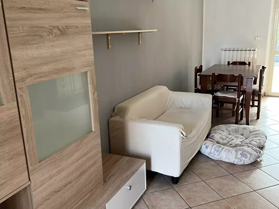 Immagine 15 di Locale commerciale in vendita  in VIA VASCELLO 9 a Tortoreto