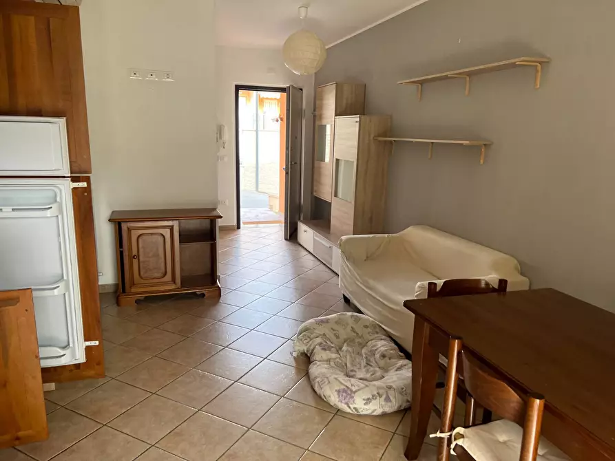 Immagine 34 di Locale commerciale in vendita  in VIA VASCELLO 9 a Tortoreto