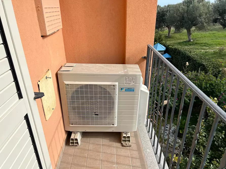 Immagine 48 di Locale commerciale in vendita  in VIA VASCELLO 9 a Tortoreto