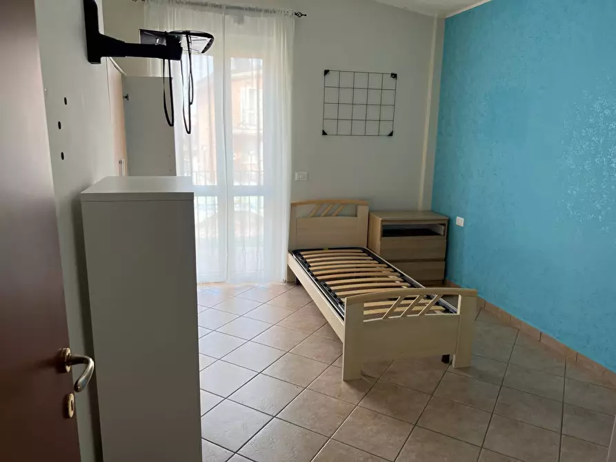 Immagine 53 di Locale commerciale in vendita  in VIA VASCELLO 9 a Tortoreto