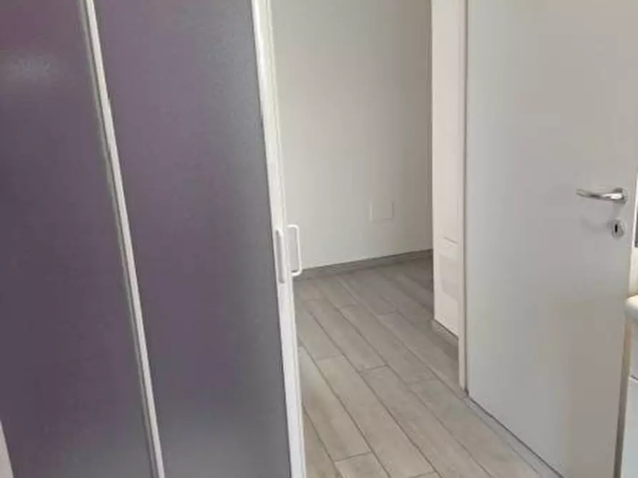 Immagine 13 di Appartamento in vendita  in via Lombardia 9 a Alba Adriatica