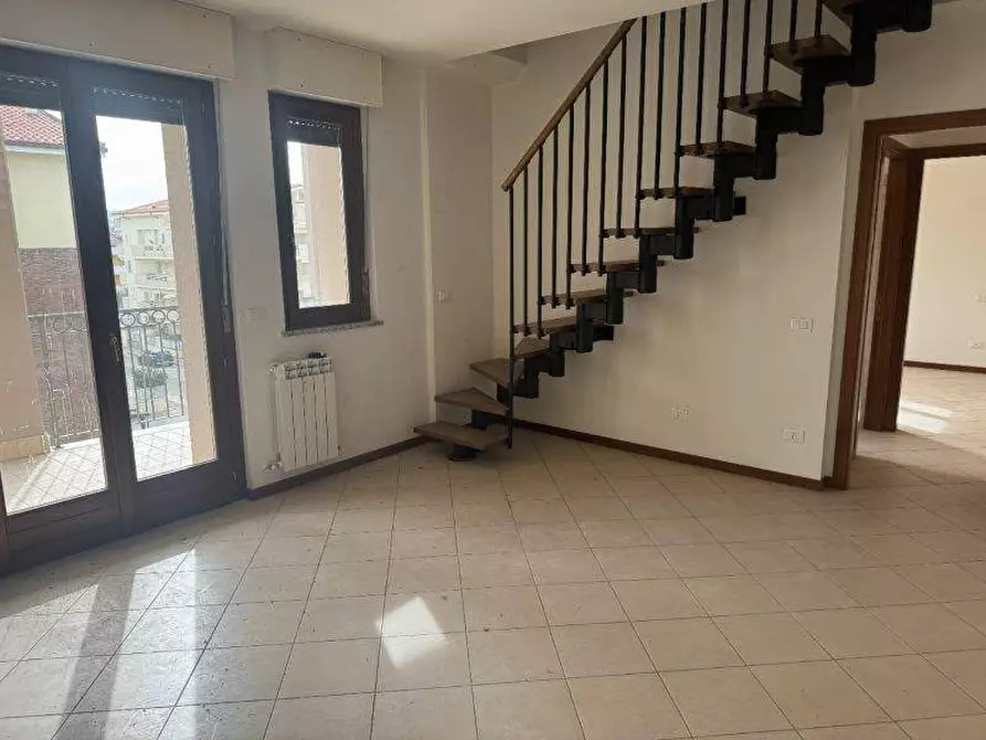 Immagine 1 di Attico in vendita  in via Giolitti a Tortoreto