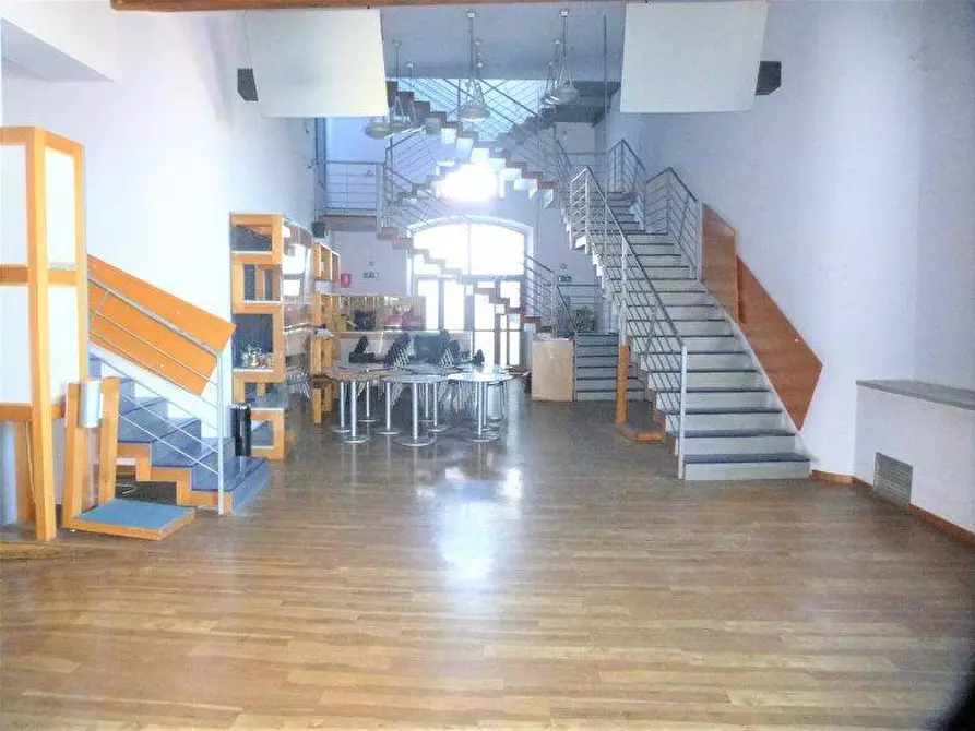 Immagine 5 di Locale commerciale in affitto  in via acerbo a Giulianova