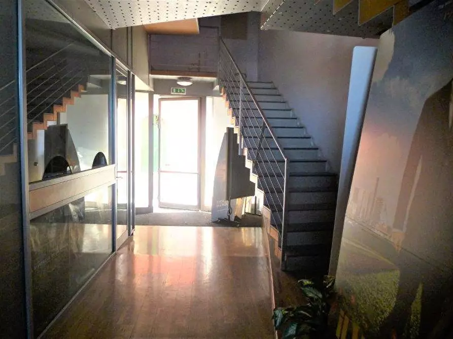 Immagine 22 di Locale commerciale in affitto  in via acerbo a Giulianova