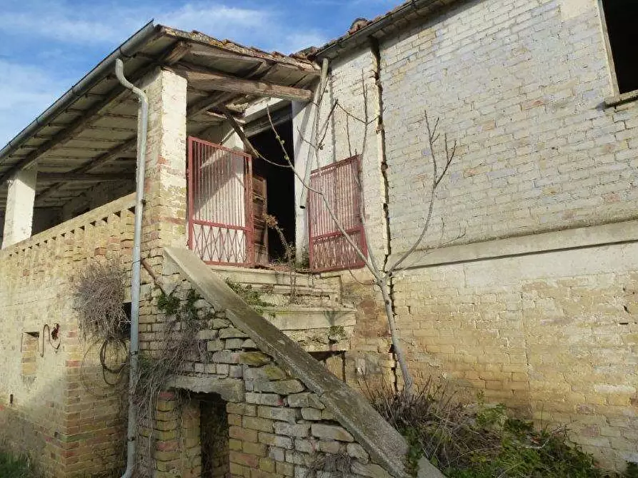 Immagine 9 di Rustico / casale in vendita  in via cavatassi 18 a Tortoreto