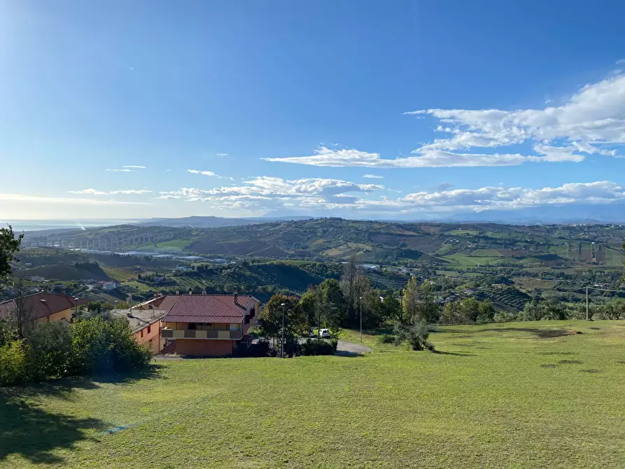 Immagine 6 di Terreno residenziale in vendita  in VIA COSTA DEL MONTE a Tortoreto