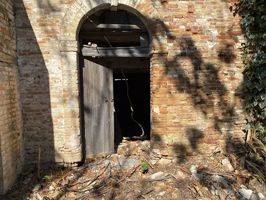 Immagine 16 di Casa indipendente in vendita  in via piane tronto a Ancarano