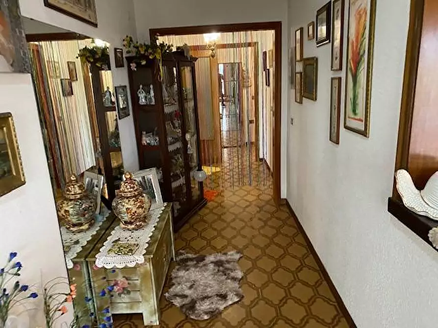 Immagine 13 di Appartamento in vendita  in via capo di fuori 196 a Sant'omero