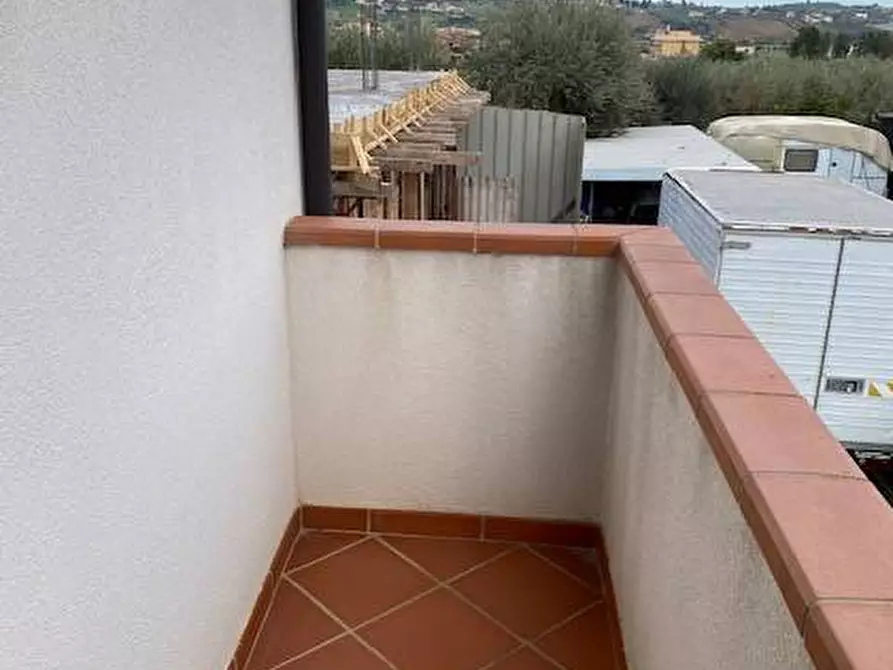 Immagine 34 di Appartamento in vendita  in via capo di fuori 196 a Sant'omero