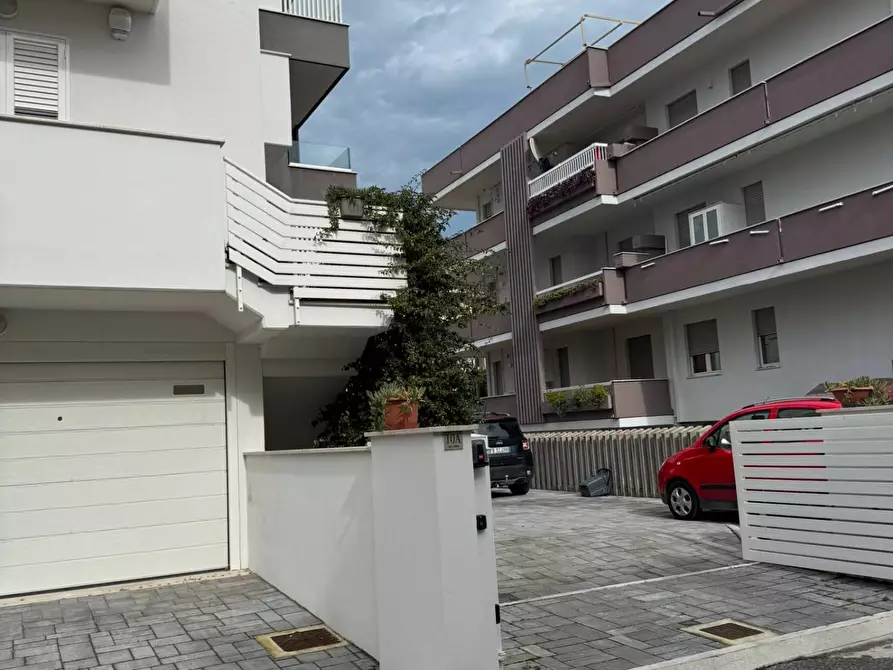 Immagine 9 di Appartamento in vendita  in via etruria 10 a Alba Adriatica