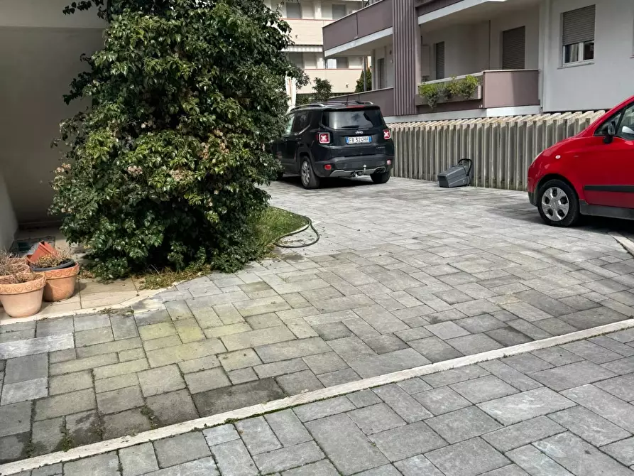 Immagine 10 di Appartamento in vendita  in via etruria 10 a Alba Adriatica