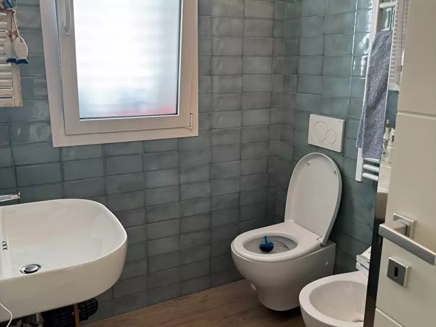 Immagine 27 di Appartamento in vendita  in via etruria 10 a Alba Adriatica