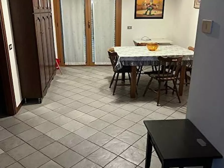 Immagine 3 di Appartamento in vendita  in via calabria 14/16/18 a Alba Adriatica