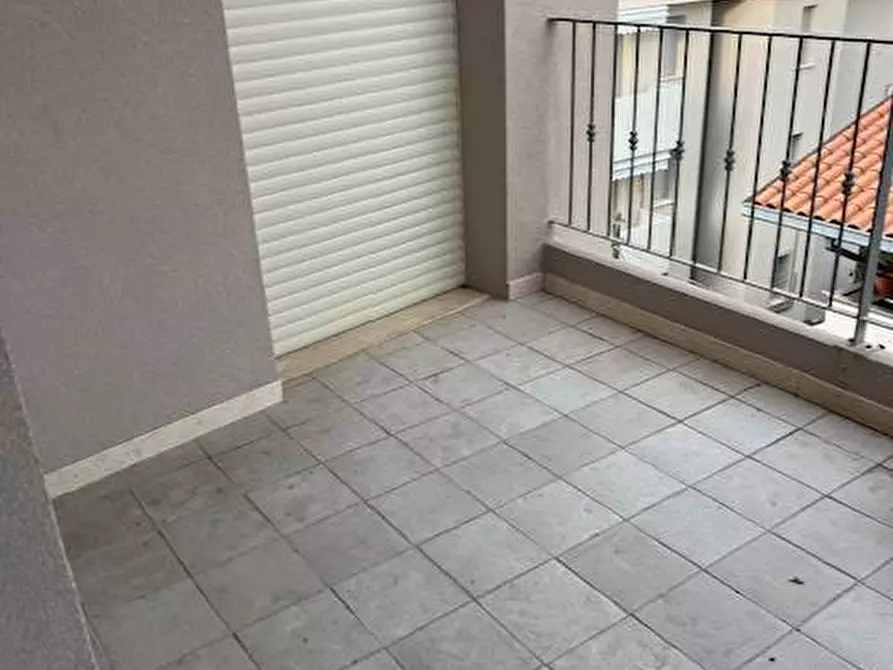 Immagine 11 di Appartamento in vendita  in via calabria 14/16/18 a Alba Adriatica