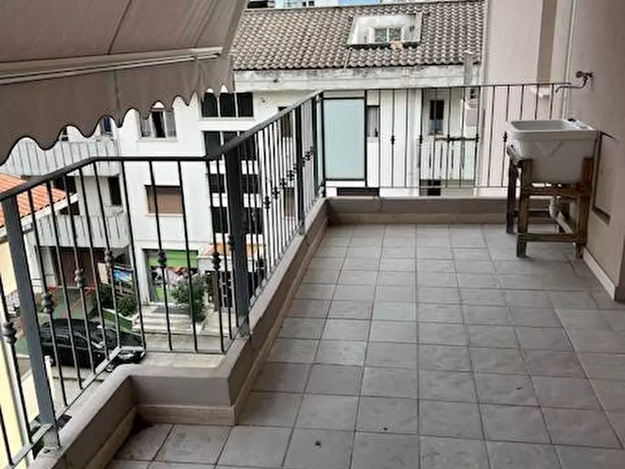 Immagine 16 di Appartamento in vendita  in via calabria 14/16/18 a Alba Adriatica