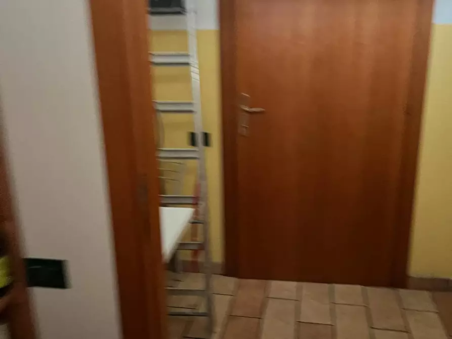 Immagine 17 di Attività commerciale in vendita  in VIA ROMA 472/474 a Martinsicuro