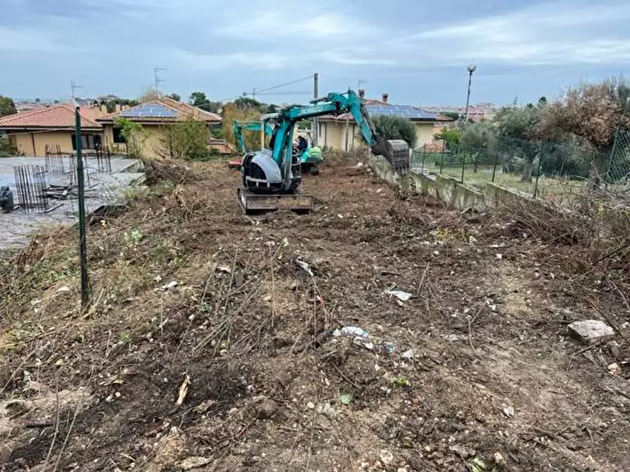 Immagine 1 di Terreno residenziale in vendita  in Via Muracche I a Tortoreto