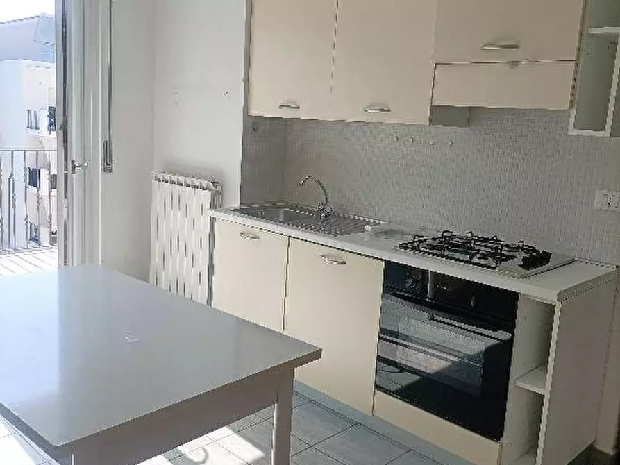 Immagine 1 di Appartamento in affitto  in via Rimini 7 a Tortoreto