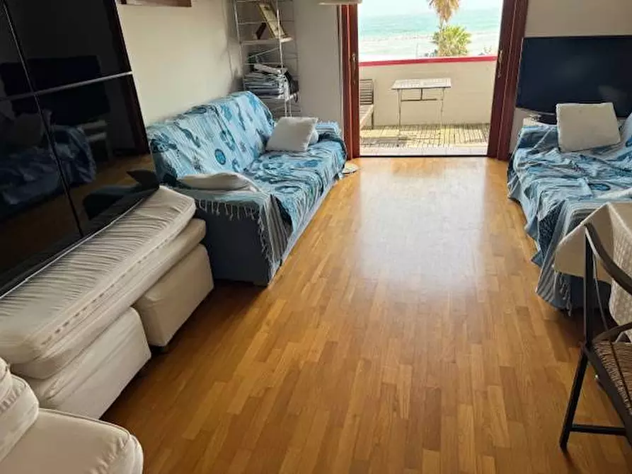 Immagine 23 di Appartamento in affitto  in lungomare marconi a Alba Adriatica