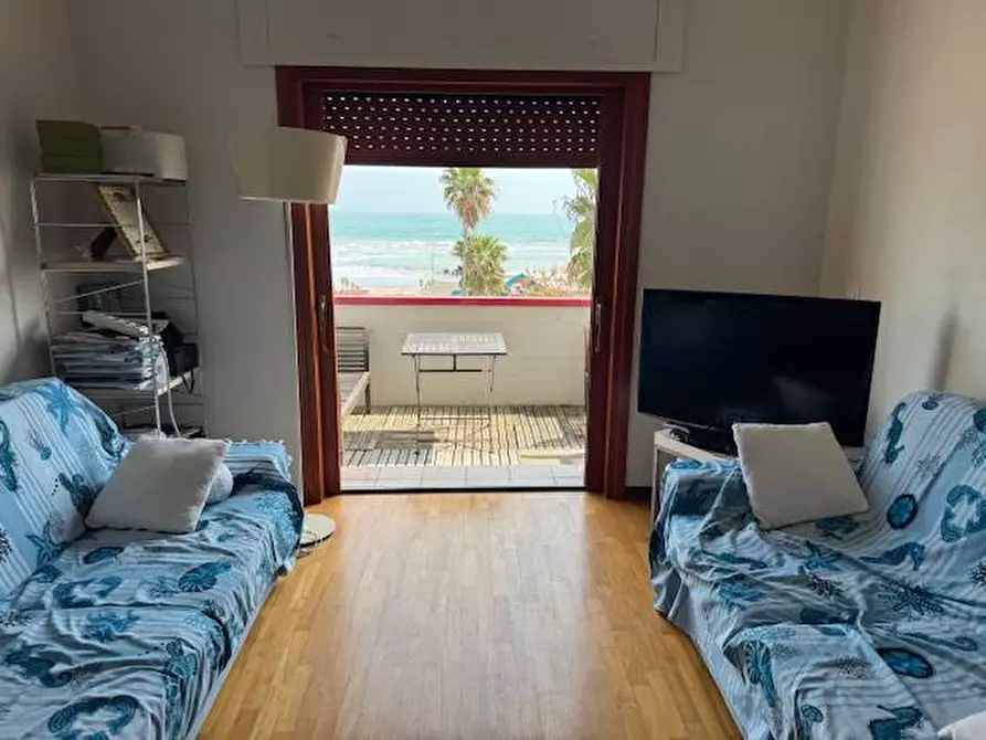 Immagine 25 di Appartamento in affitto  in lungomare marconi a Alba Adriatica