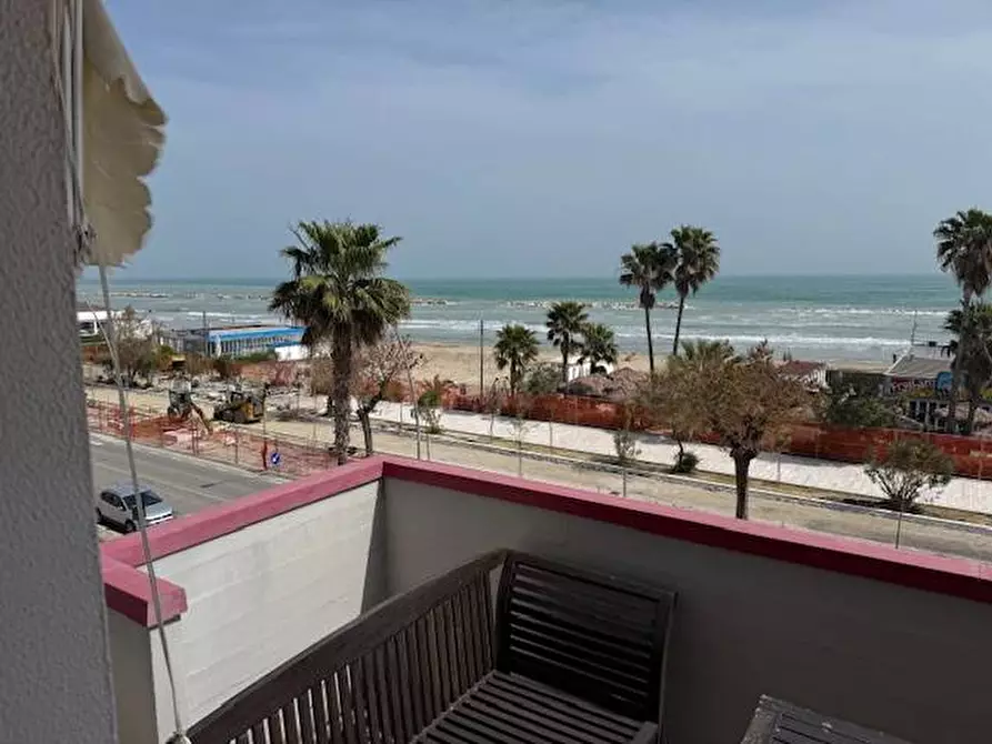 Immagine 3 di Appartamento in affitto  in lungomare marconi a Alba Adriatica